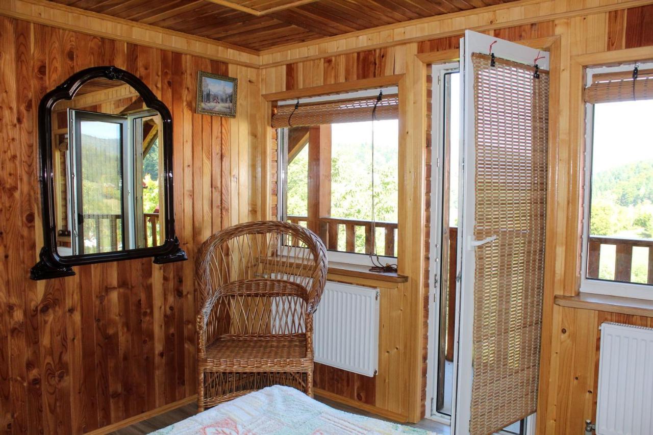 Котедж "Карпатський Краєвид" Yaremche Exterior foto