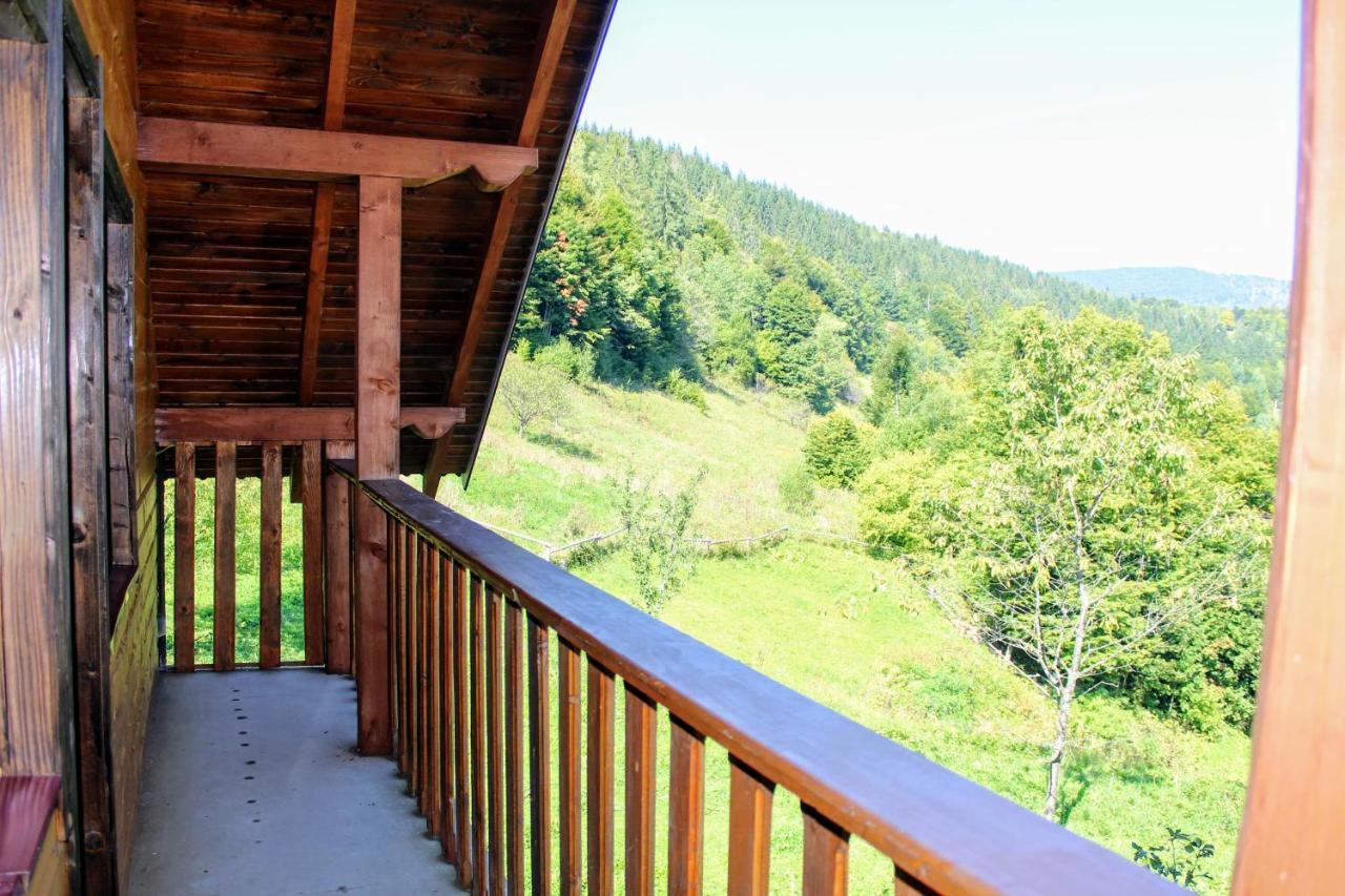 Котедж "Карпатський Краєвид" Yaremche Exterior foto